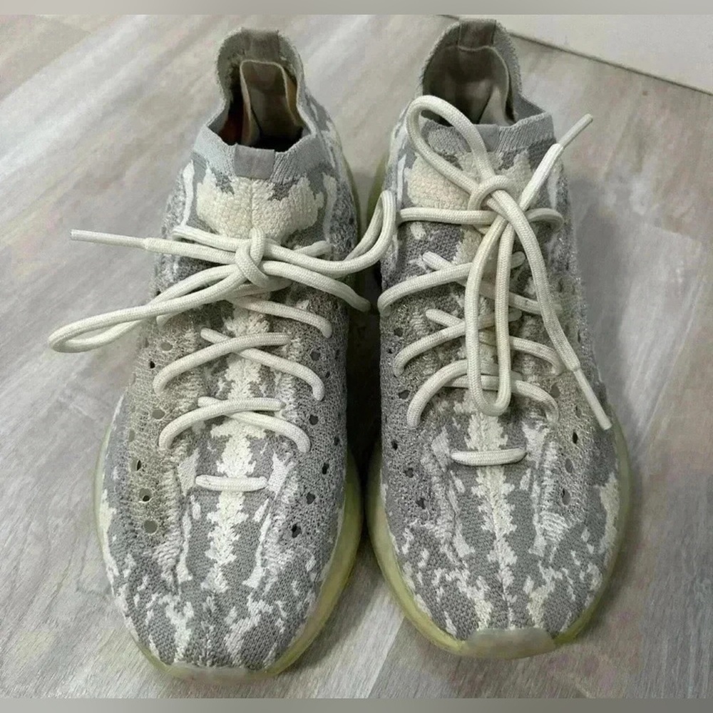 Adidas Yeezy Boost 380 ‘Alien’ Sneakers Size 7 Mens Gray White Primeknit - Picture 7 of 8